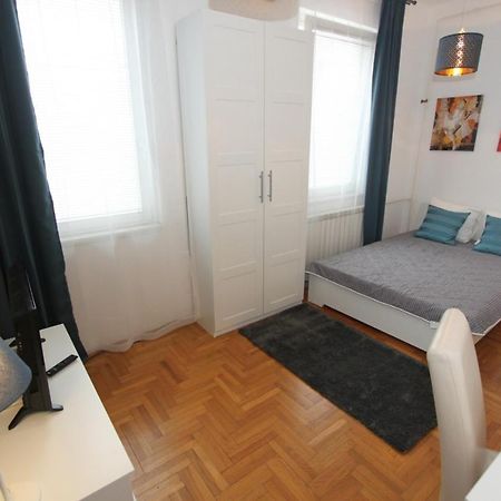 Apartment Bg Arena Belgrado Esterno foto