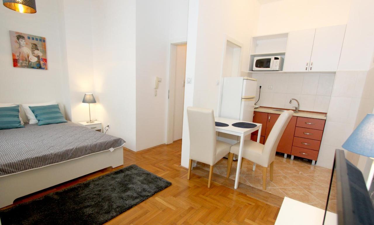 Apartment Bg Arena Belgrado Esterno foto